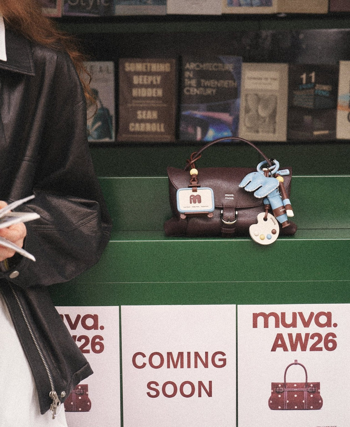 Paradise Mailman Bag · Coffee