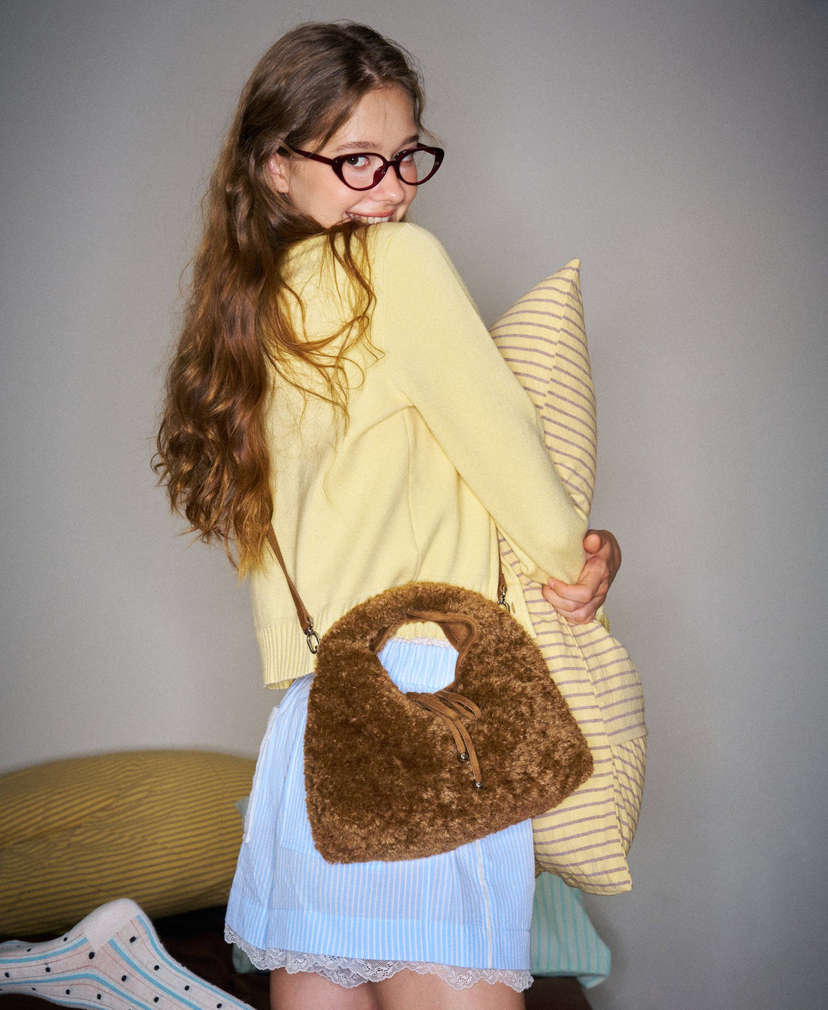 Roly-Poly Triangle Onigiri Bag · Cotton Candy · Chestnut Brown