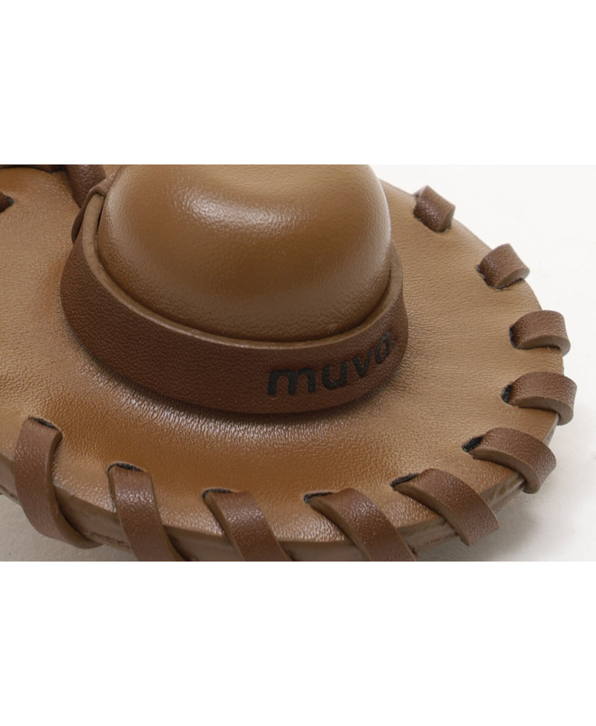 Sun Hat Glasses Clip · Caramel Cocoa