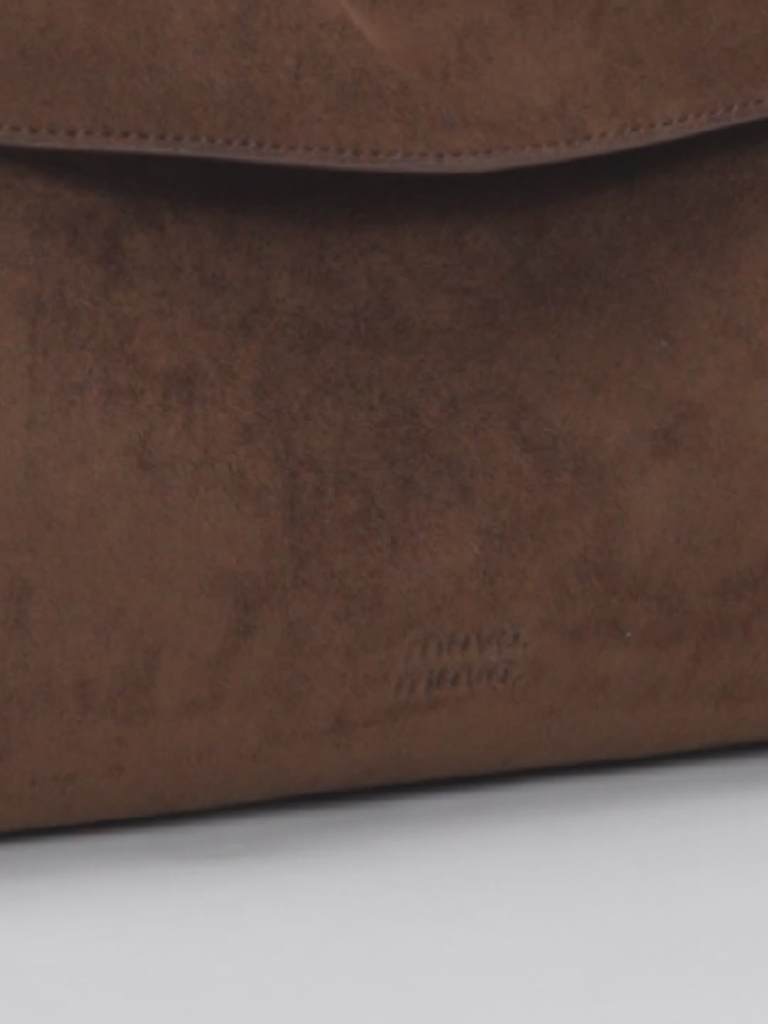Paradise Fold Fun Shoulder Bag in Caramel Brown video